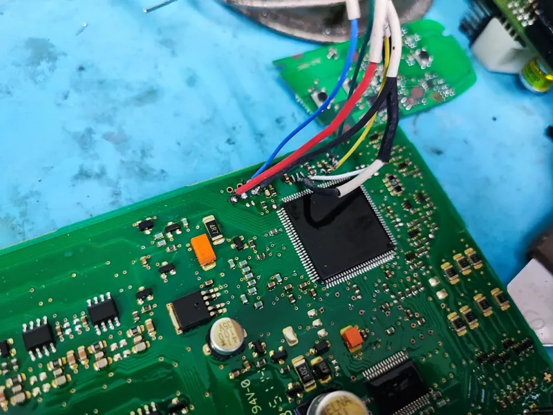 Key programming bench